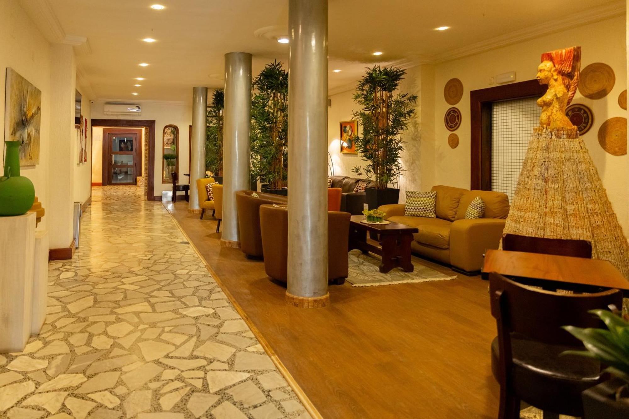 Hotel Du Lac Cotonou Bagian luar foto