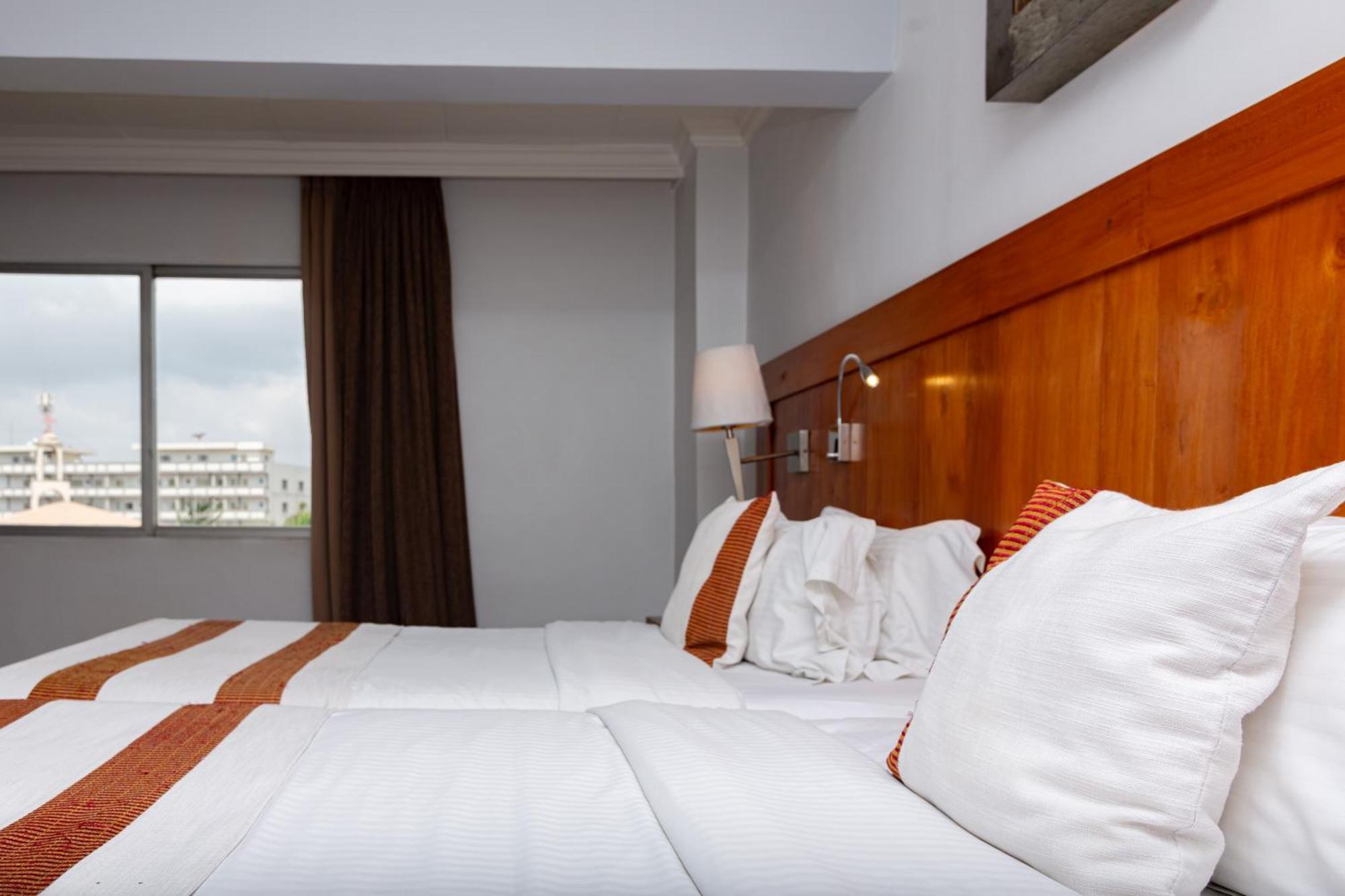 Hotel Du Lac Cotonou Bagian luar foto