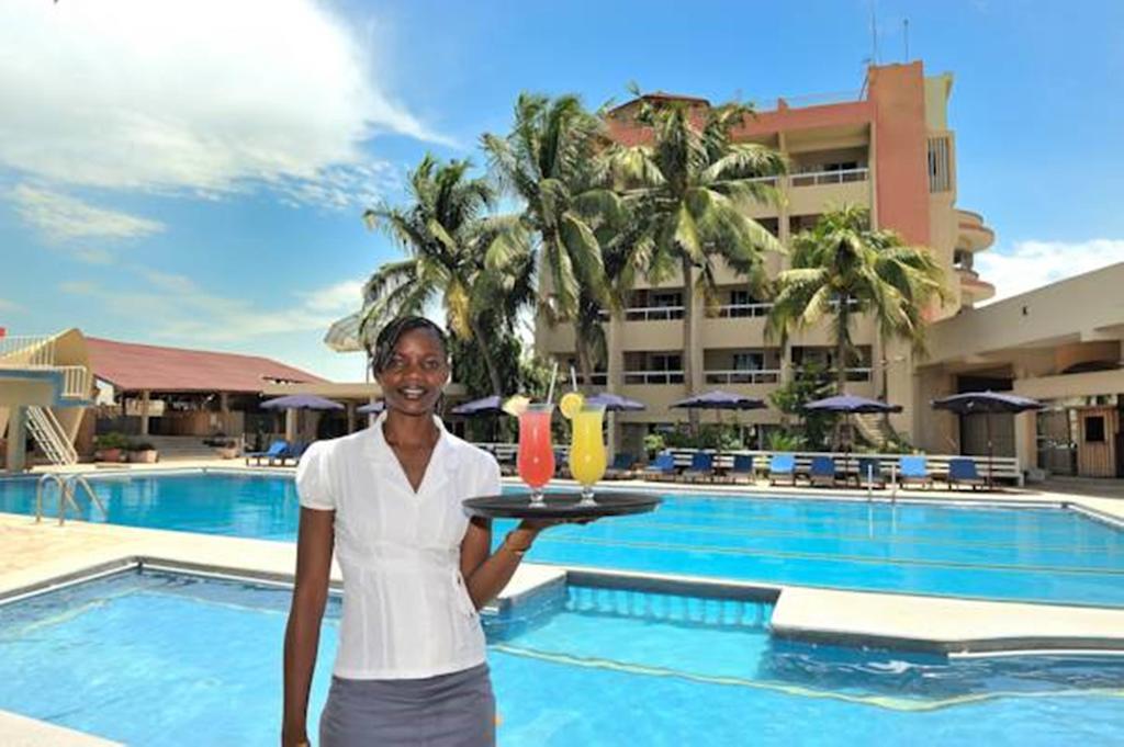 Hotel Du Lac Cotonou Bagian luar foto
