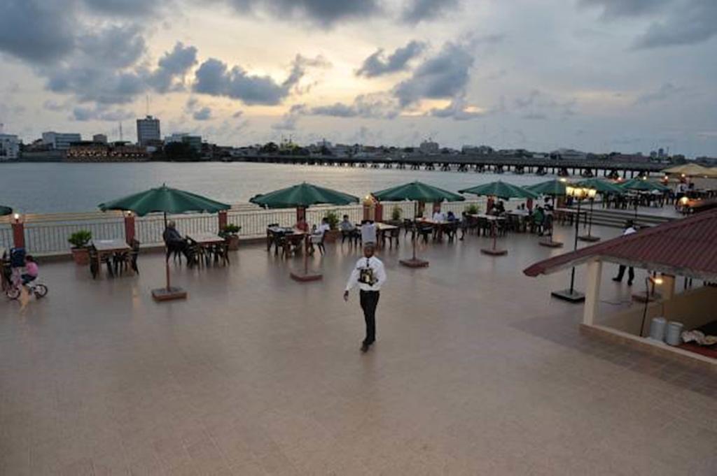 Hotel Du Lac Cotonou Bagian luar foto