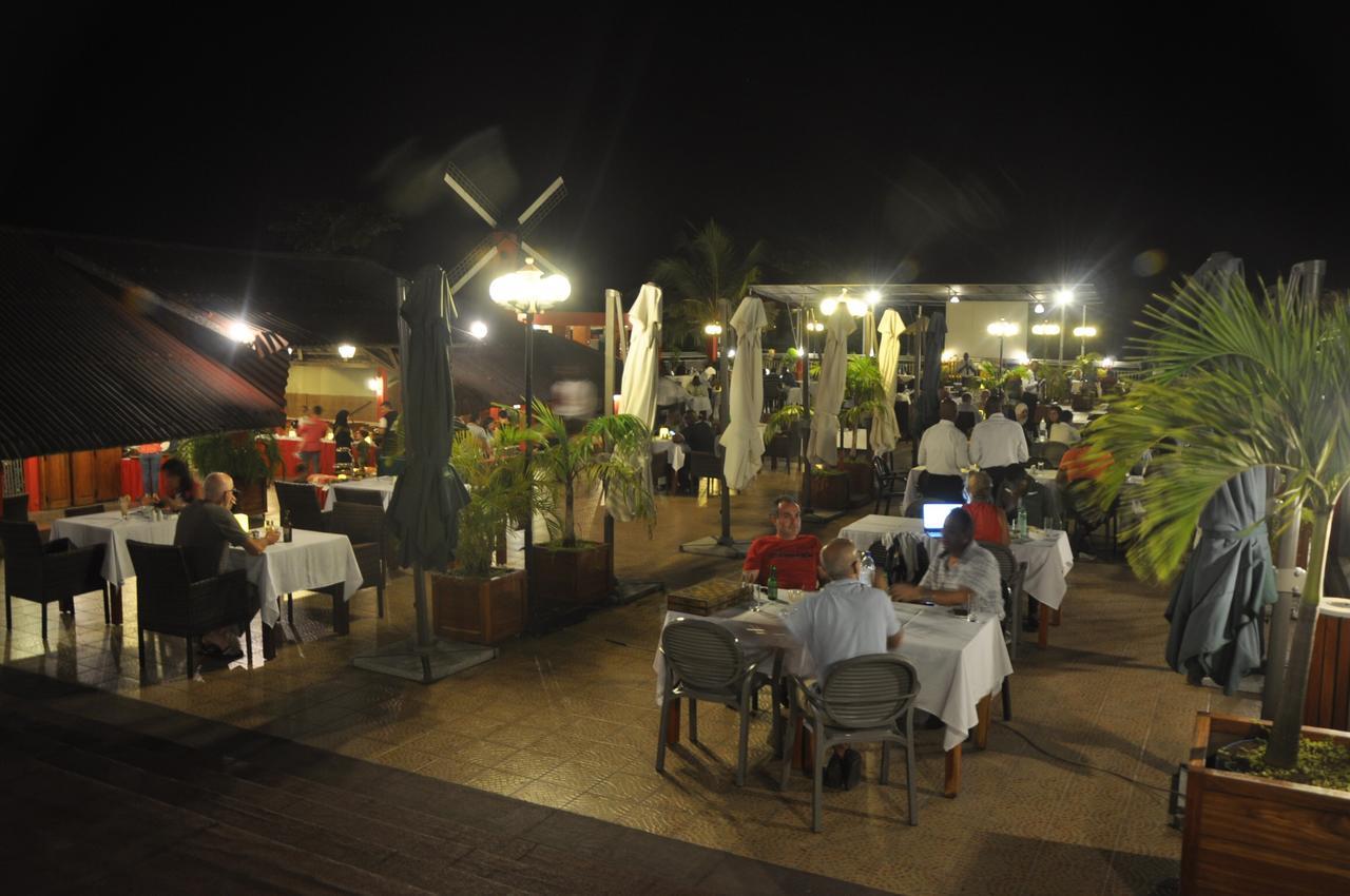 Hotel Du Lac Cotonou Bagian luar foto